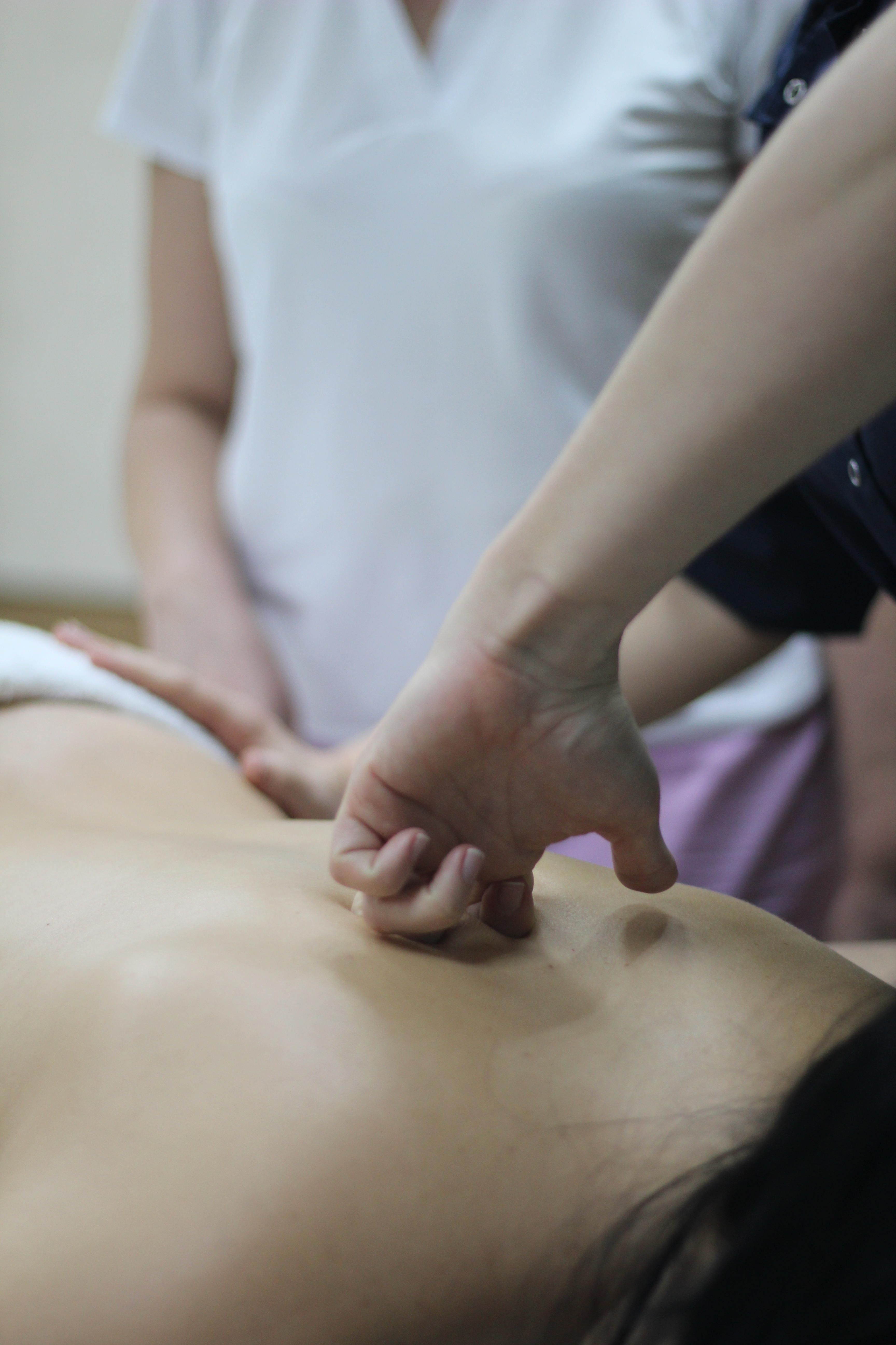 Шиацу: основные техники