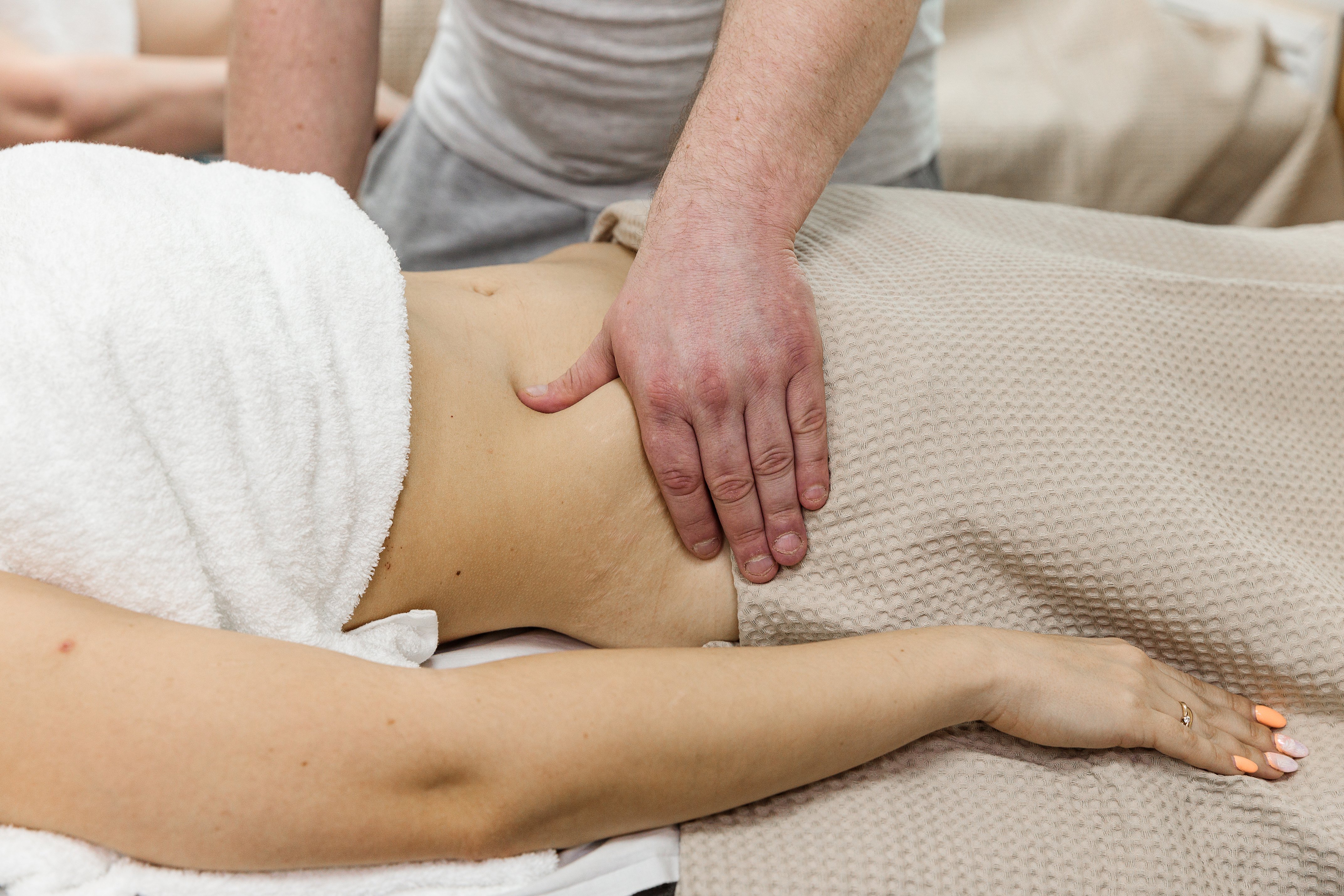 Висцеральный массаж по Огулову: мягко и эффективно