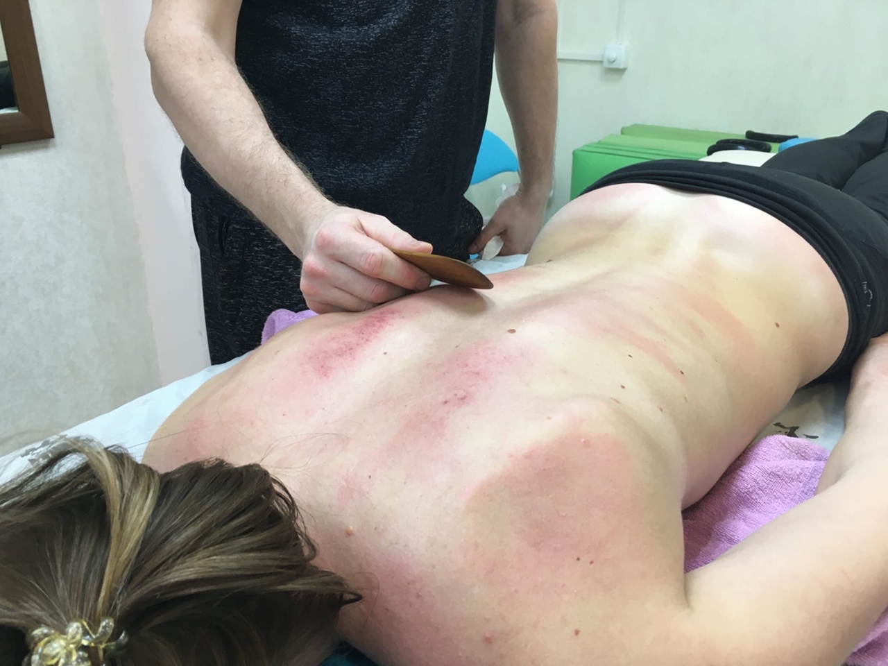 Массаж в подарок: особый выбор