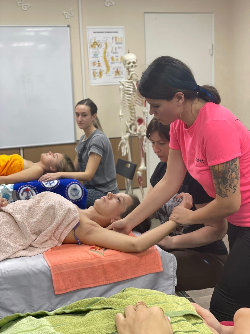 Массаж лица по Жаке: эффективные щипки