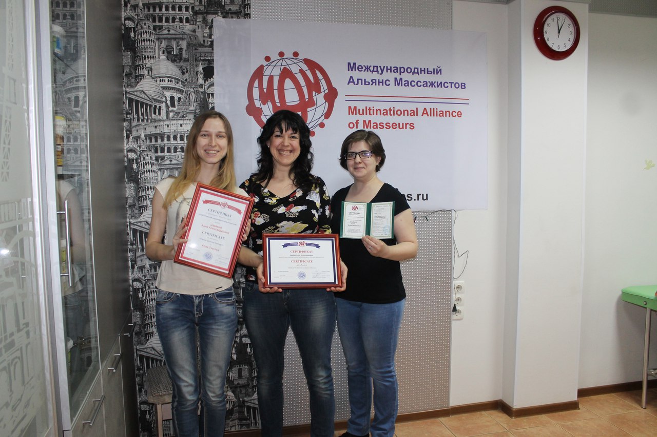 Поздравляем наших девчонок!